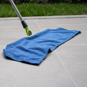 pano-magico-limpa-pisos-light-com-furo-azul-2026-04-07